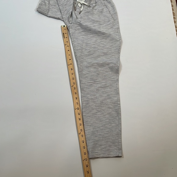 Lululemon Pants Drawstring 4 Gray and White Fabric - Picture 7 of 10